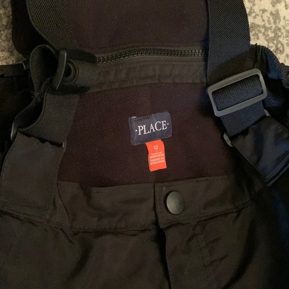 ❄️💦EUC Unisex Children’s Place Black Snowpants - size 12 - Picture 11 of 16